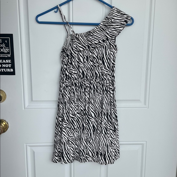 Children’s Place Black and White Zebra Print Dress - Picture 3 of 3